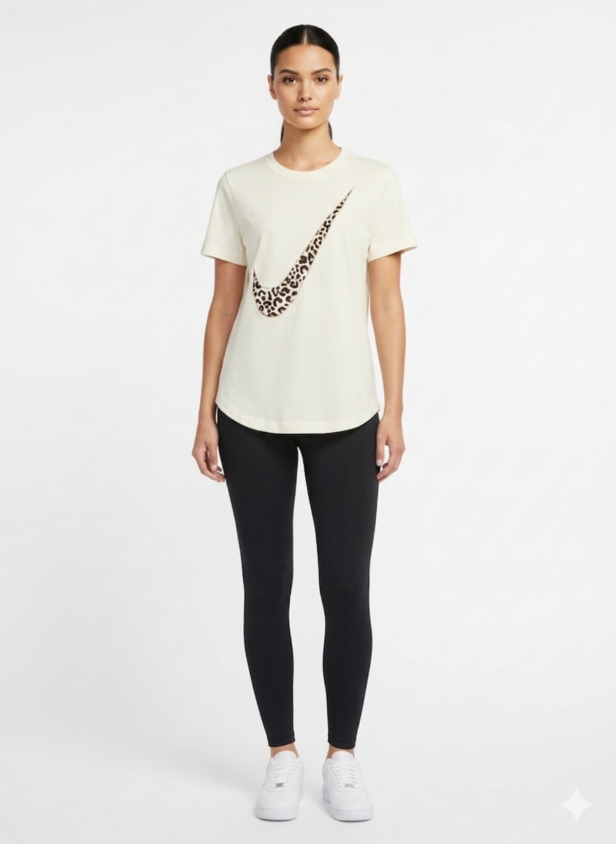 Blusa Bege com Logo Animal Print - Nike/GG
