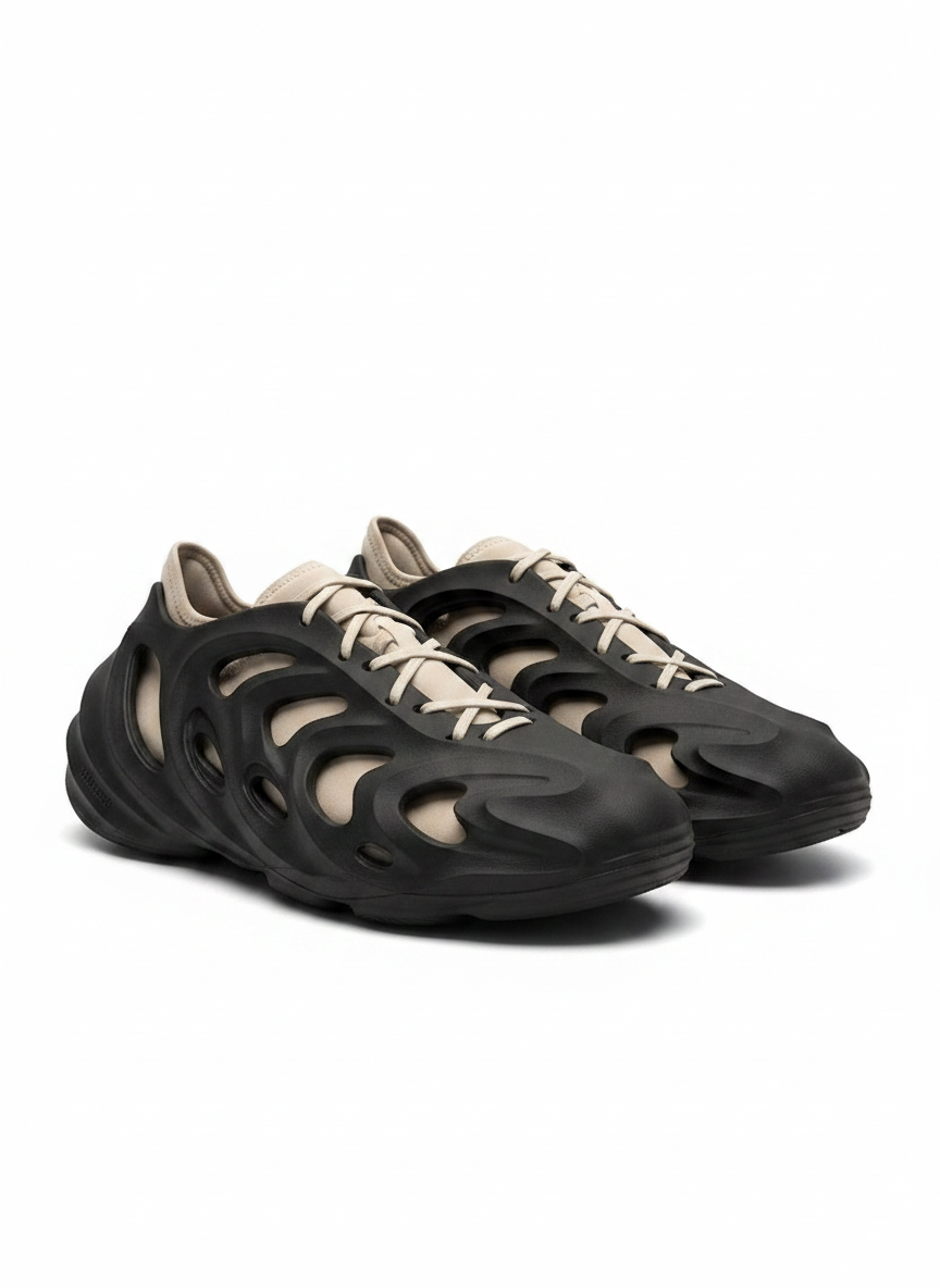 Tenis masculino Vazado - ADIDAS / 42
