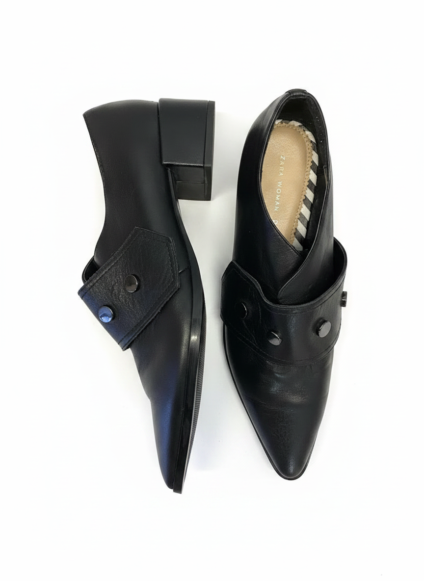 Sapato Oxford Bico Fino Couro Sintético - ZARA / 39