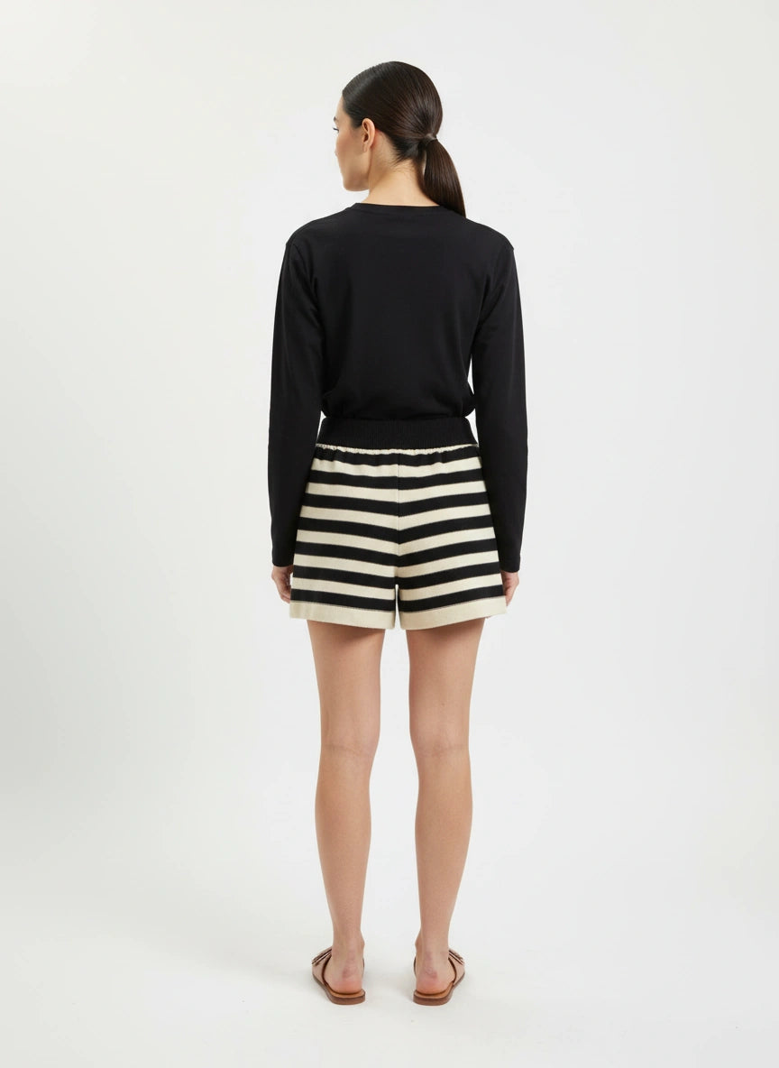 Short de Tricô Listrado Preto e Branco - Canal/P