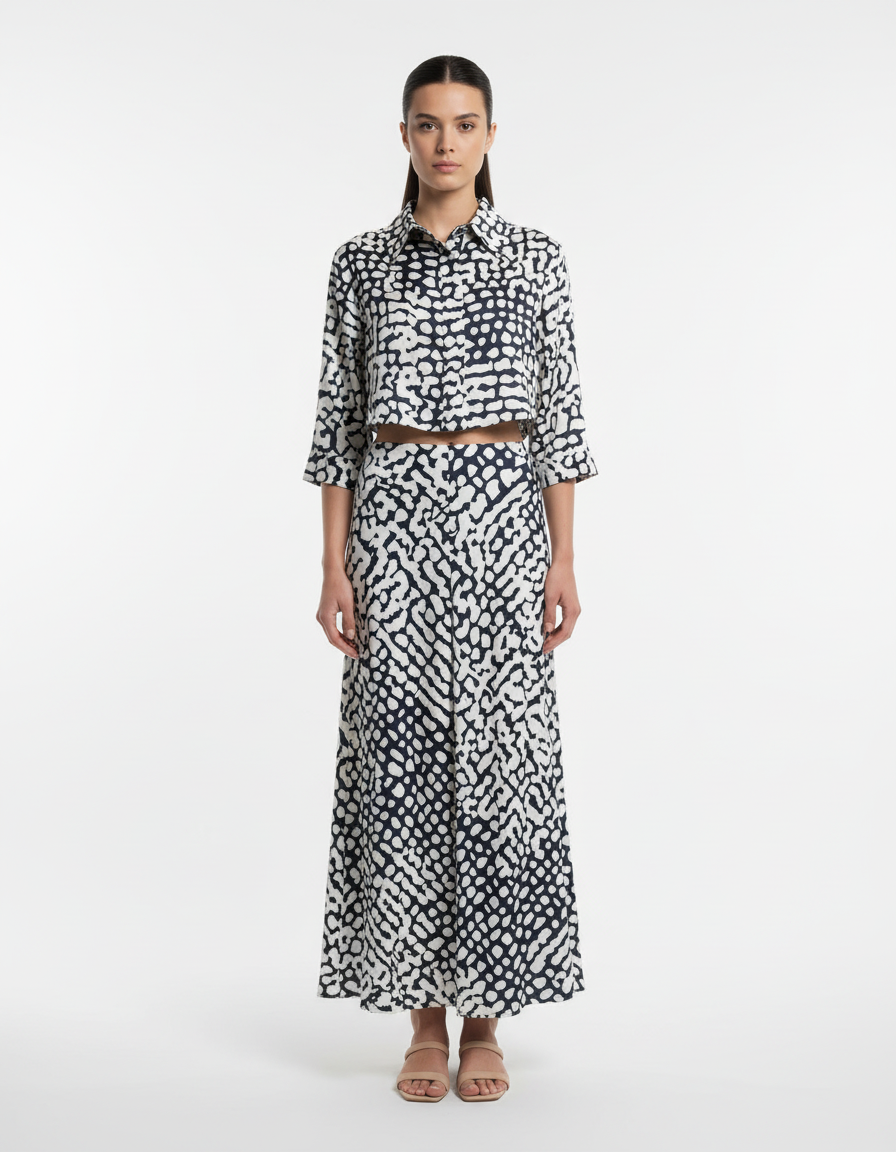Conjunto Camisa Cropped e Saia Estampa Abstrata - Caos/M