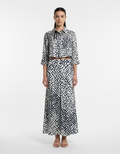 Conjunto Camisa Cropped e Saia Estampa Abstrata - Caos/M