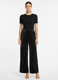 Calça Pantalona Veludo Texturizado - REISTILO / P