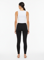 Calça Preta Fenda na Barra - VF Essencial/PP