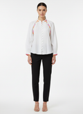 Blusa Feminina Linho Bordada com Pregas Frontais - Linda De Morrer / 38