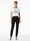 Blusa T-Shirt Bohême Life com Pedrarias - CAOS / 38