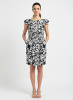 Vestido Afghan Estampa Abstrata Preto e Branco