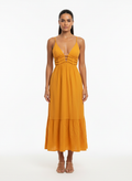 Vestido Midi Laranja com Decote