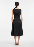 Vestido Preto Evasê Acetinado Sem Mangas - TRETTIORE / G