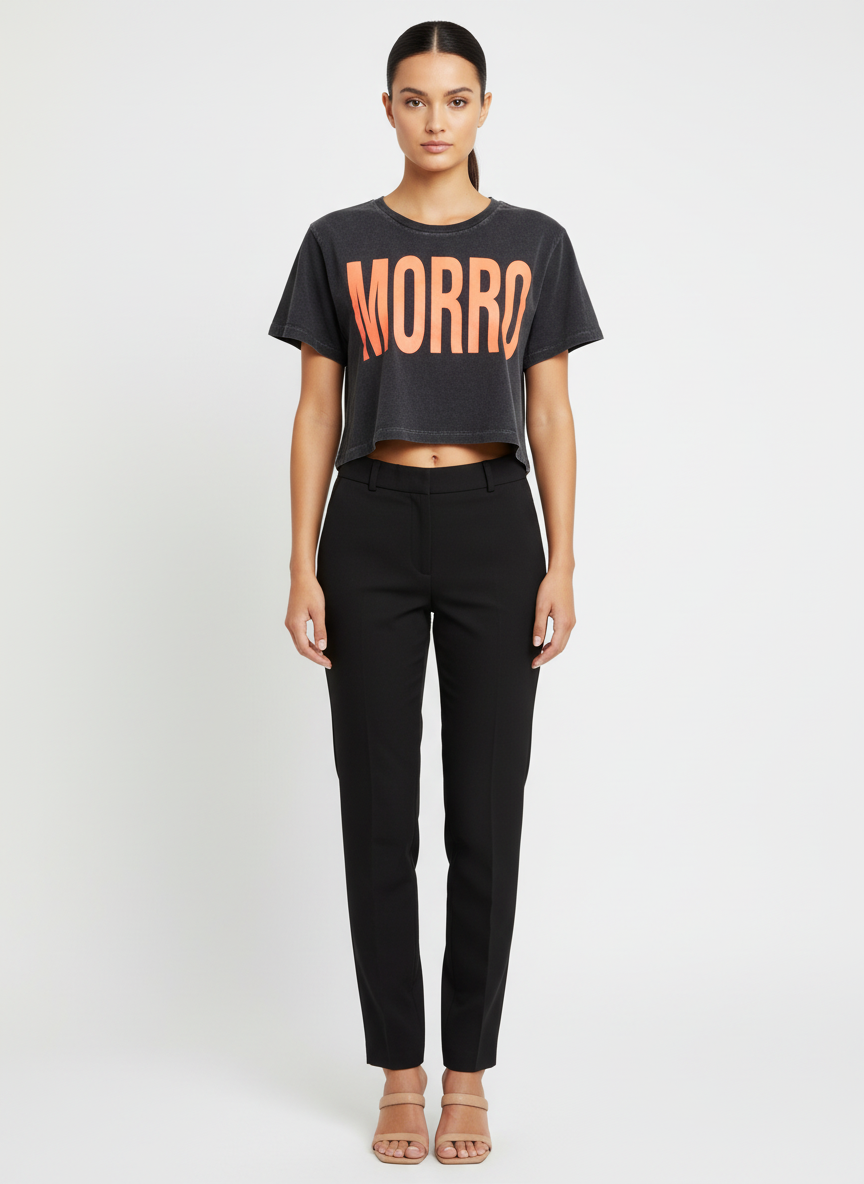Camiseta cropped estonada estampa MORRO preta - AURA MORRO | GG