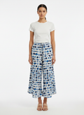 Calça Pantacourt Estampada Fluida - M