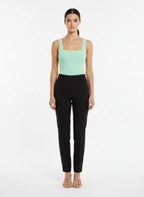 Regata tricot canelado decote quadrado verde - AMBICIONE | M