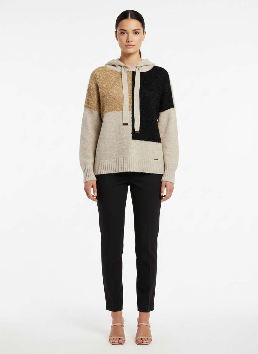 Suéter com Capuz Tricot - AMBICIONE / P