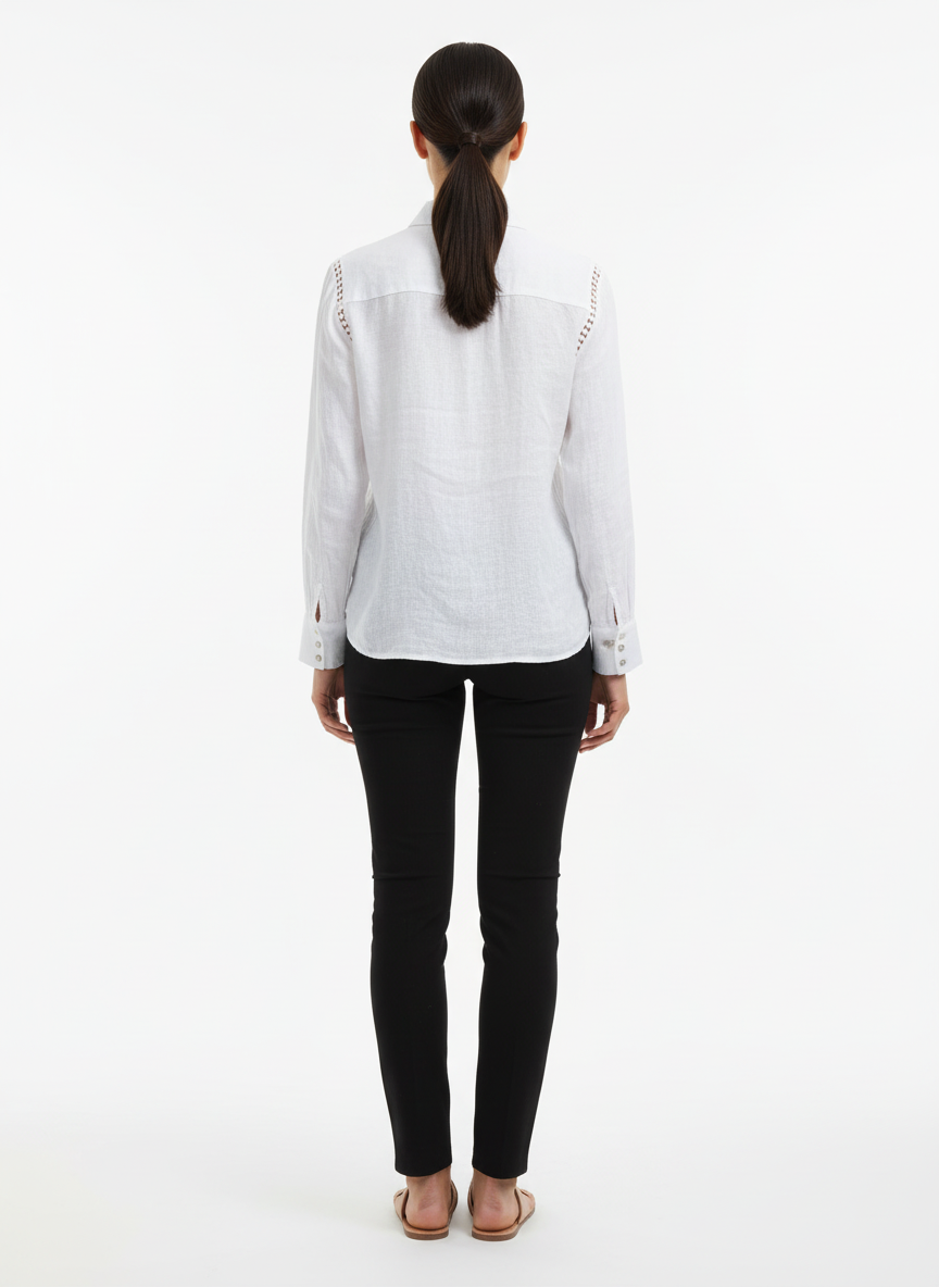 Camisa Feminina Linho Detalhes Vazados - Corporeum / 40