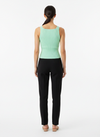 Regata tricot canelado decote quadrado verde - AMBICIONE | M