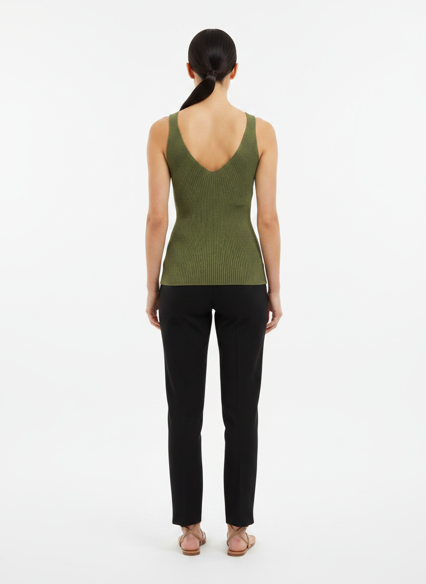 Regata tricot canelada decote v verde oliva - SKUNK | P